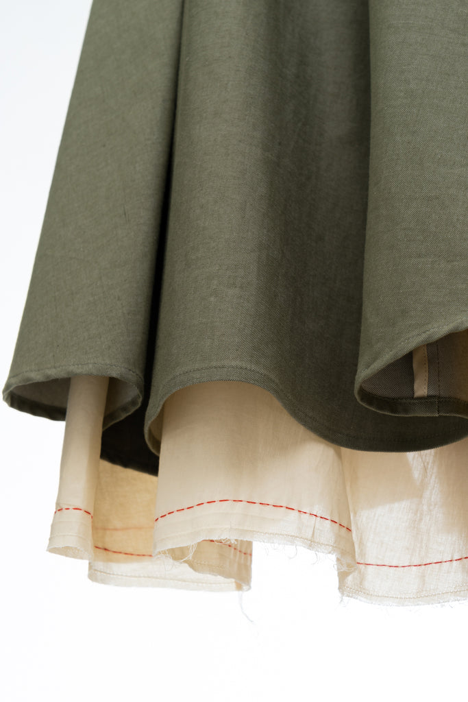 Asymmetric skirt khaki